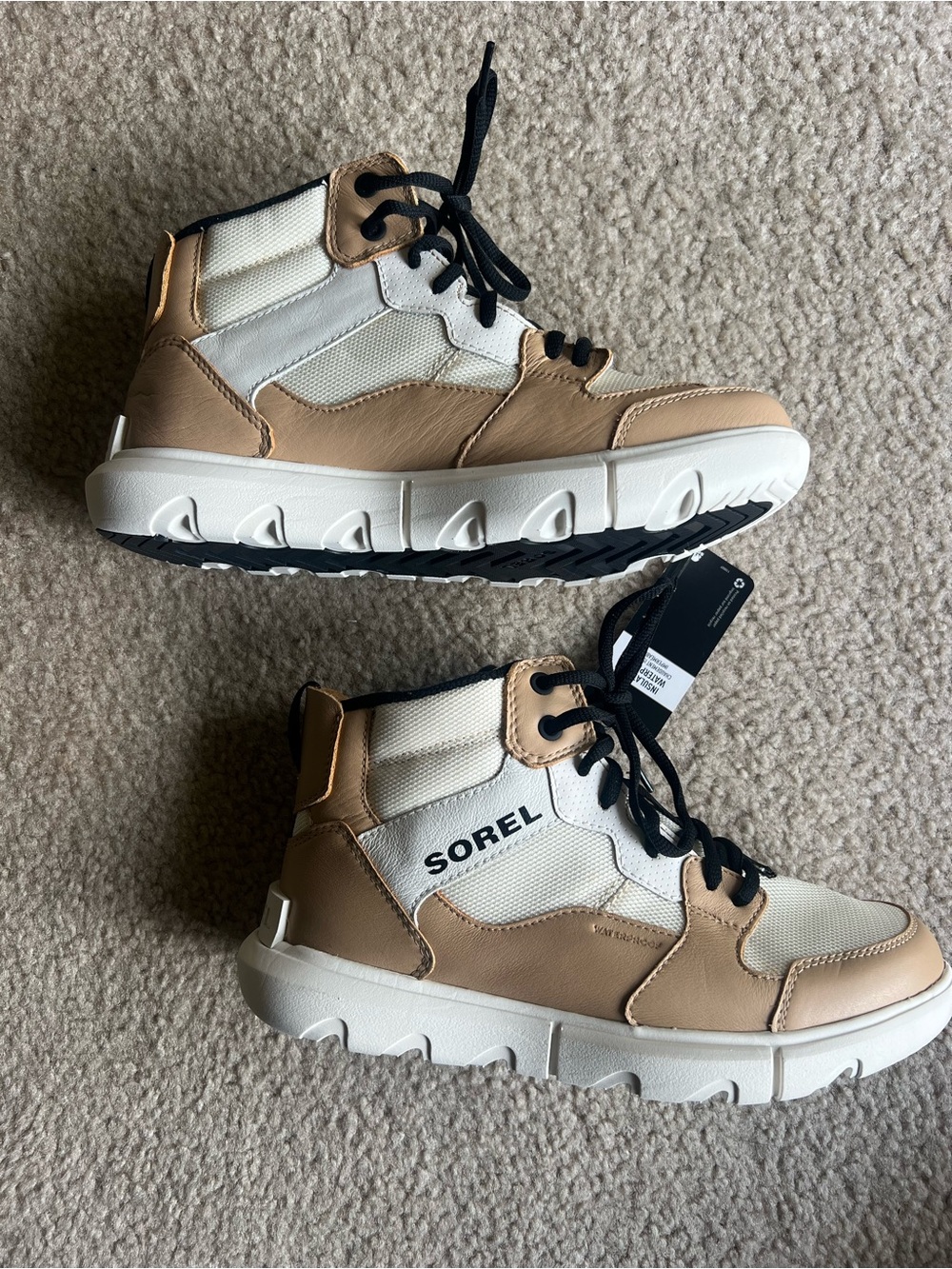 Sorel Explorer II - Sneaker Boots - Women’s Size 9 - New With Tags - Picture 1 of 12